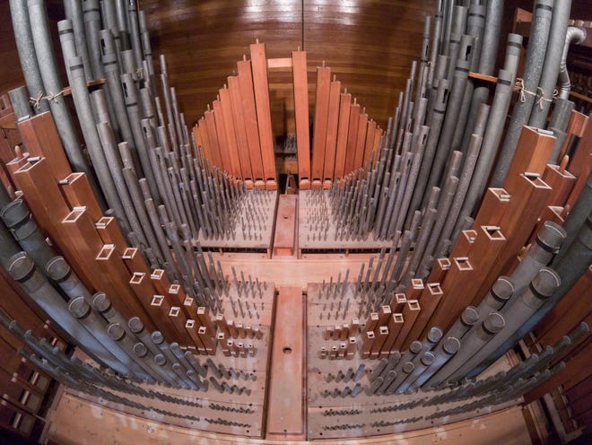 The Hall's historic pipe organ